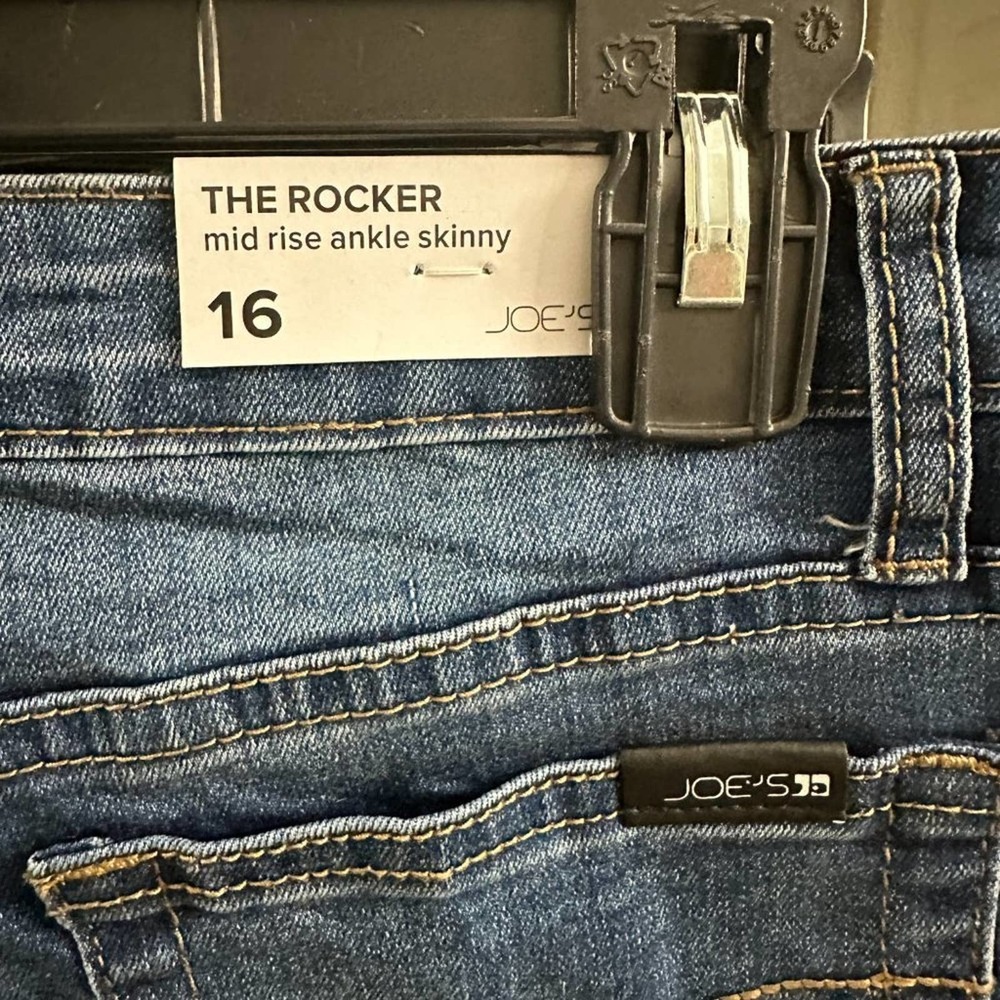 The Rocker Ripped Ankle Skinny Jeans - Picture 7 of 9